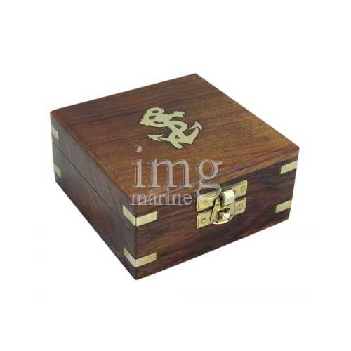 Scatola in legno con intarsi in ottone Grande