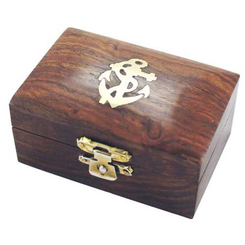 Scatola bombata in legno con intarsi in ottone media